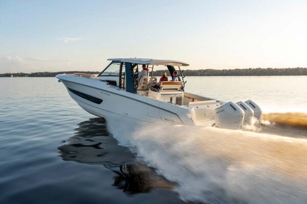 Mercury 600XL Verado FourStroke Warm Fusion White - Image 6